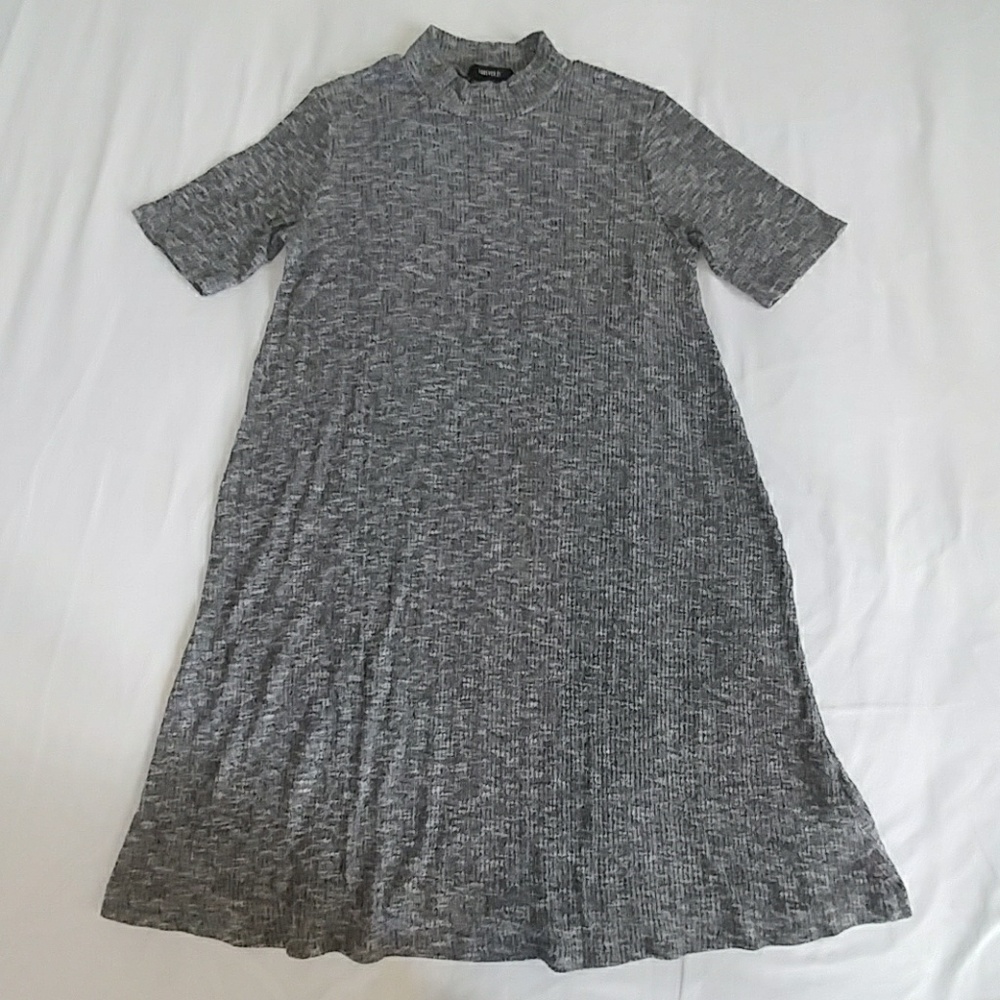 Forever 21 knit mock neck mini dress size small
